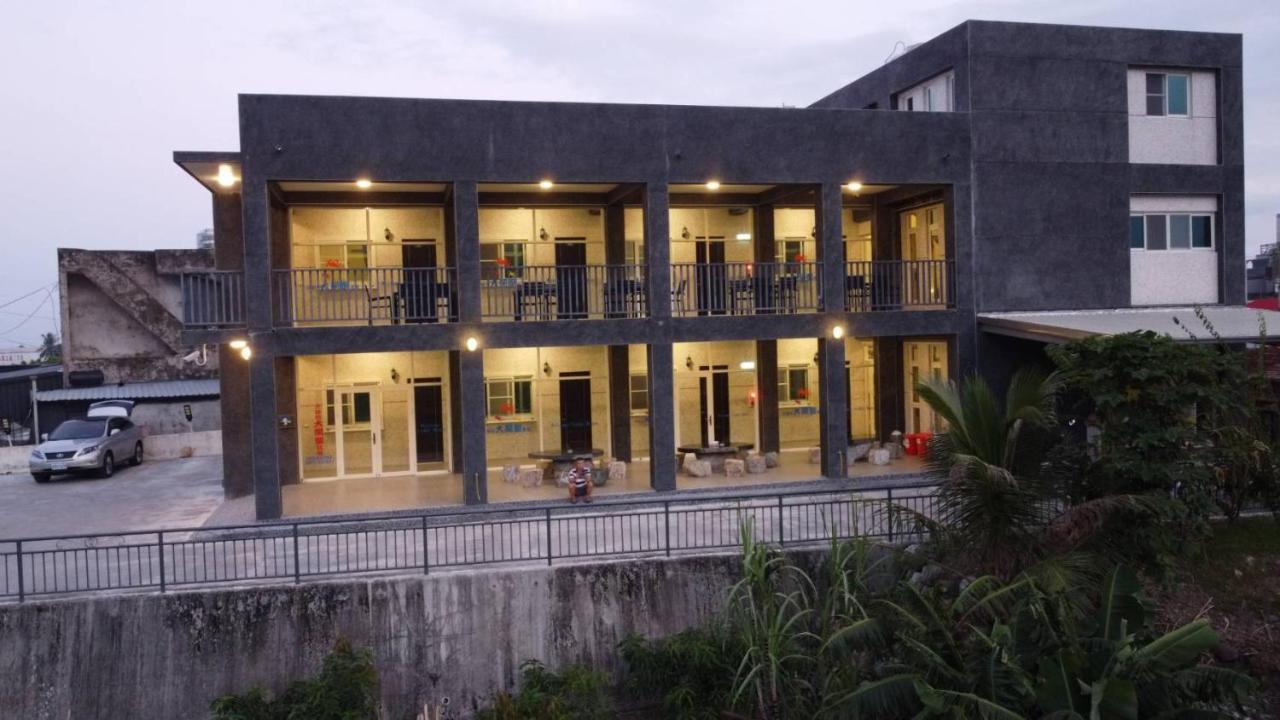 Апартаменти Taitung Crabs House Ченґун Екстер'єр фото